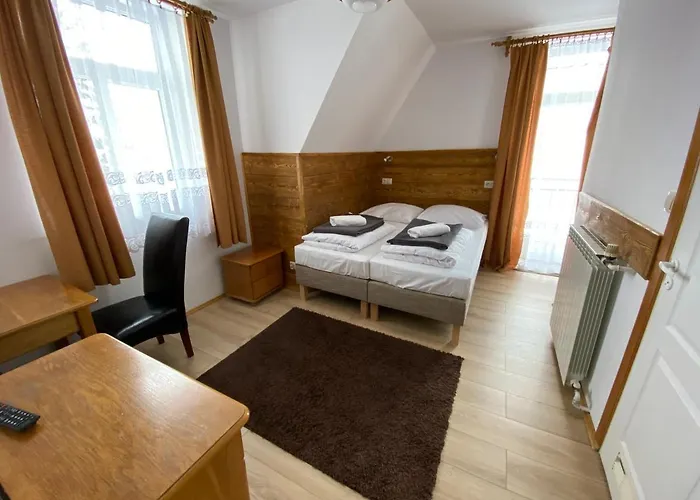 Nocleg ze śniadaniem Rusałka 3*